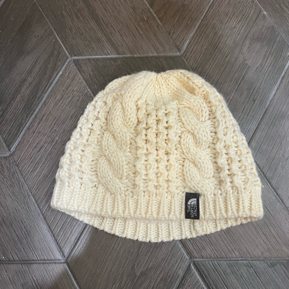 Northface Woman’s Ivory Knit Hat - One Size